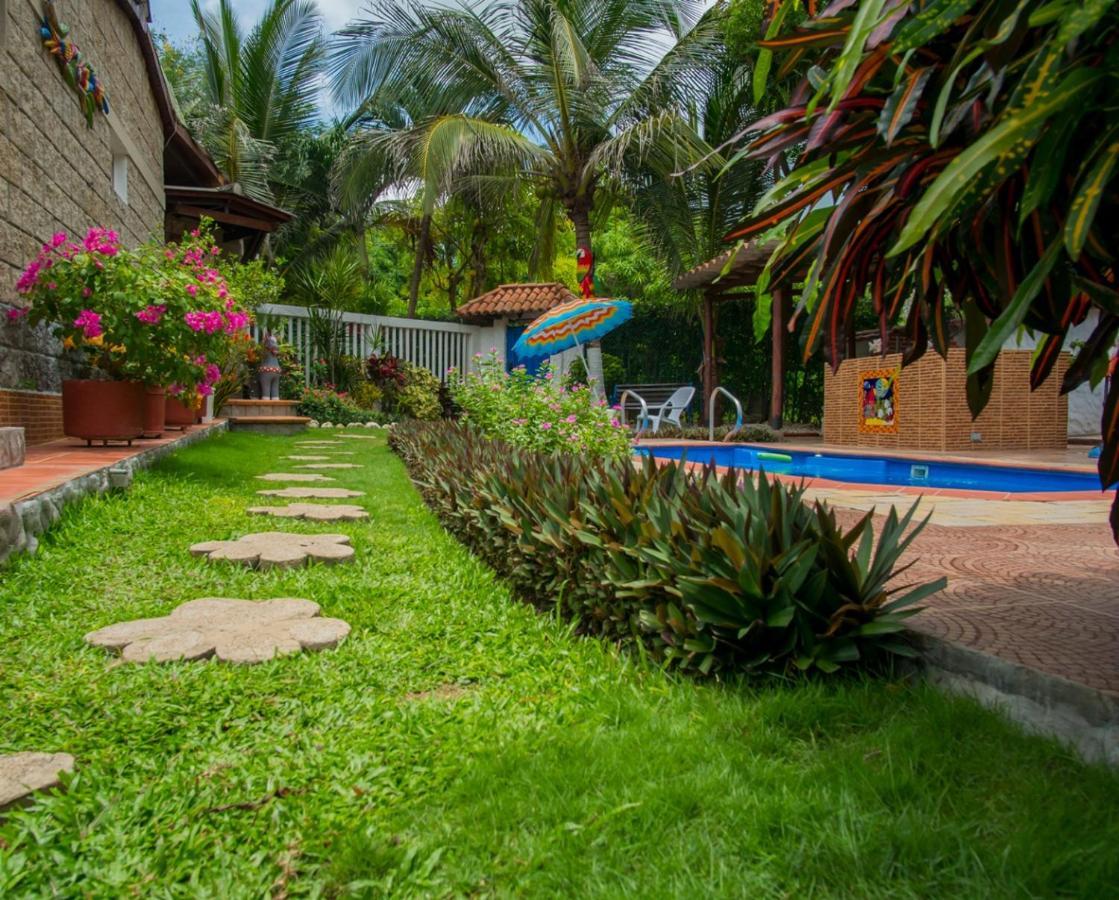 Portoazul Casa De Playa Hotel Puerto Colombia Exterior photo